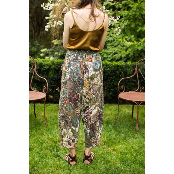NEW MARKET OF STARS love grows wild boho linen bee print ropped artist pant in m - Picture 2 of 5
